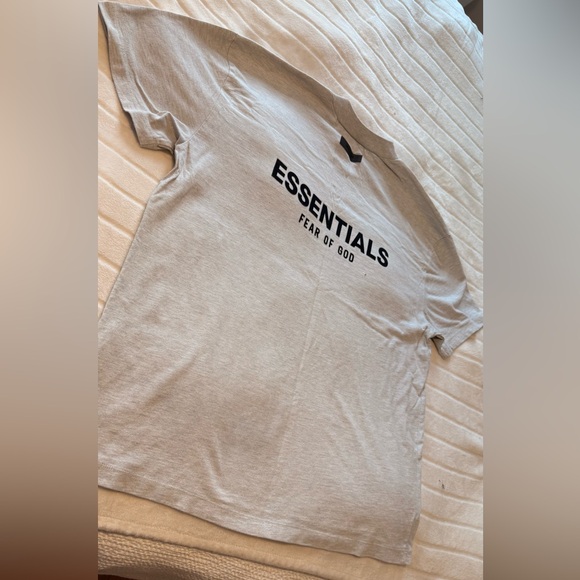 Fear of God
Oversized Tee - Picture 1 of 5